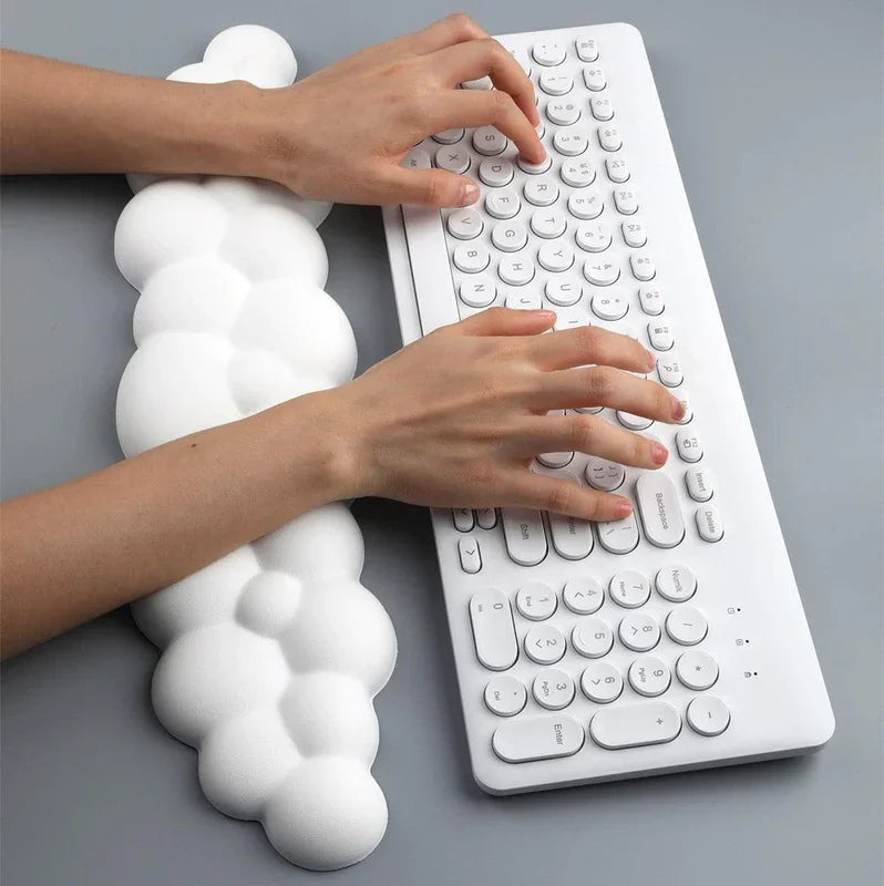 Ergonomic Mouse Pad with Wrist Rest for Keyboard, Cloud Anti-Slip Desktop Office Gamer Mouse Pad with Wrist Rest